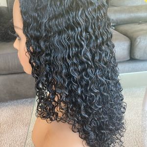 Curly U-Part Wig - 16in